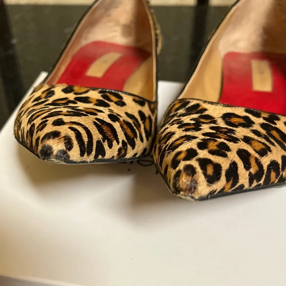 Bandolino Animal Print Leather Calf Hair Heels - Picture 3 of 12